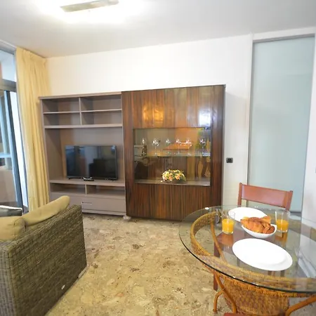Apartment Apartamento Atlantida *